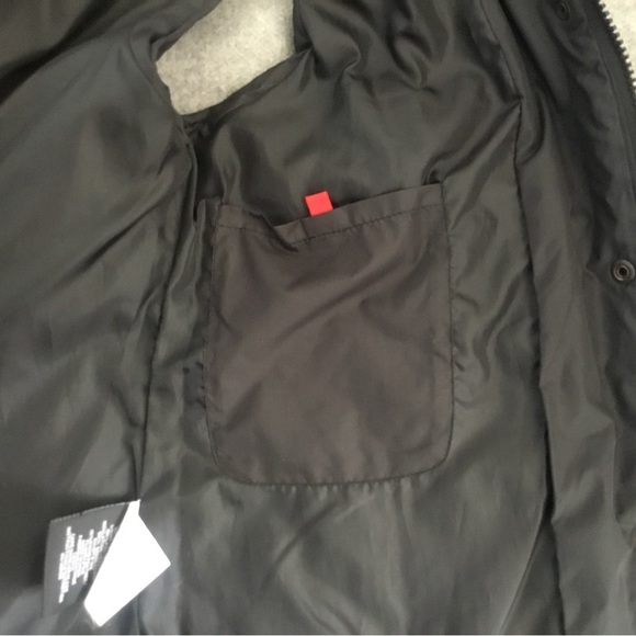 True Character goose down vest, size S. - Picture 3 of 7